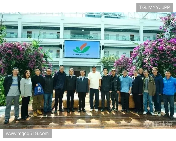 范志毅赴青海参加格萨尔王杯青少年赛并签约培养足球人才